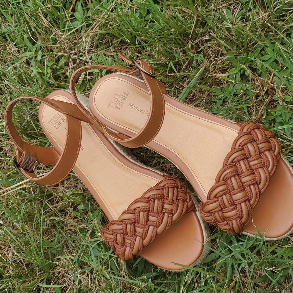 Time & tru memory foam braided wedge sandals